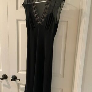 Jones New York Black Midi Dress